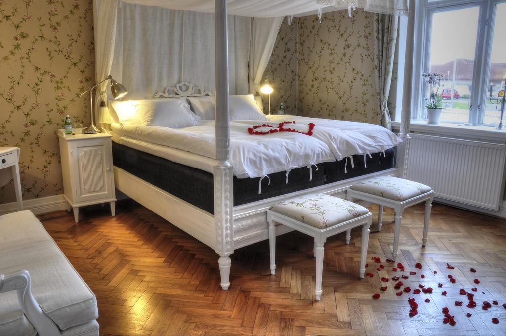 Annas Hotell كْريخانستاد المظهر الخارجي الصورة