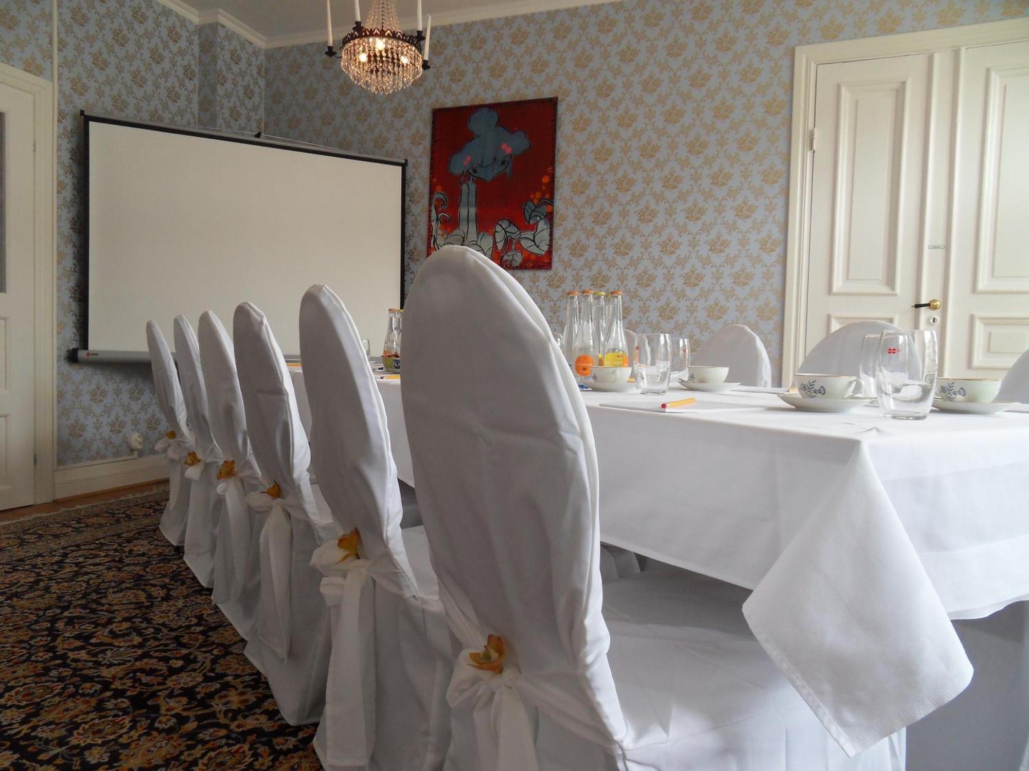 Annas Hotell كْريخانستاد المظهر الخارجي الصورة